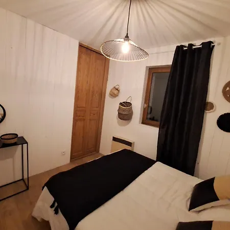 Gite La Pommeraie, 8 Min De La Plage Et Cabourg * Goustranville
