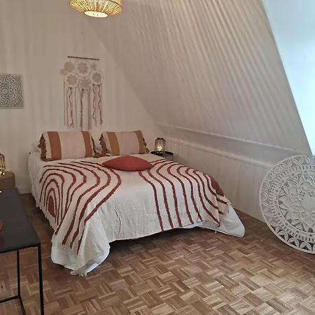 Gite La Pommeraie, 8 Min De La Plage Et Cabourg Ferienhaus Goustranville
